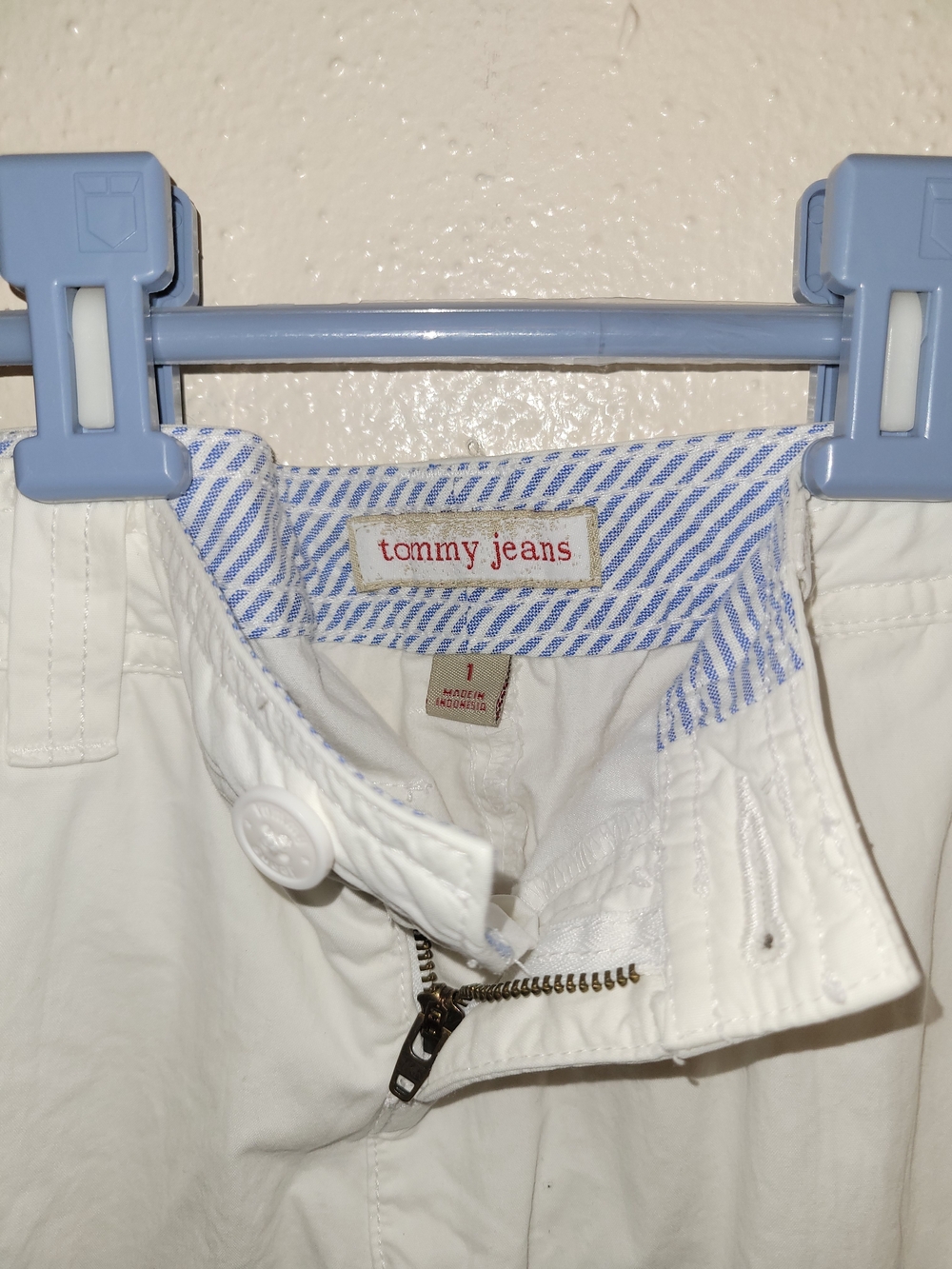 Tommy Hilfiger Y2k White Cargo Low Rise Capri's  Size 1 - Picture 3 of 6